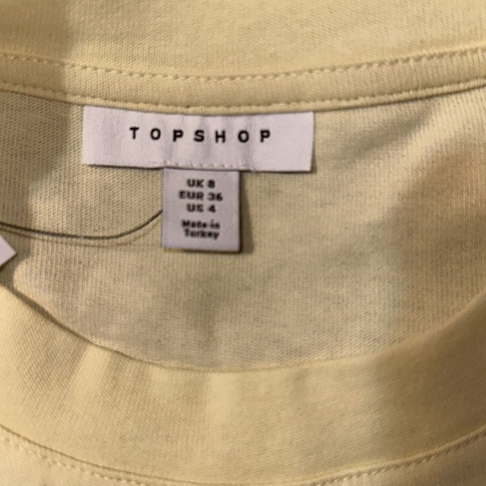 TOPSHOP 4 Pastel Yellow Black Embroidered New York Short Sleeve Crop Tee - Picture 6 of 7